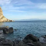 Apartmán In With Mountain Views *