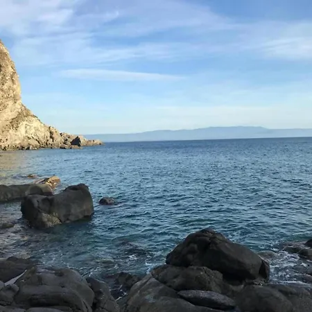 شقة In With Mountain Views *